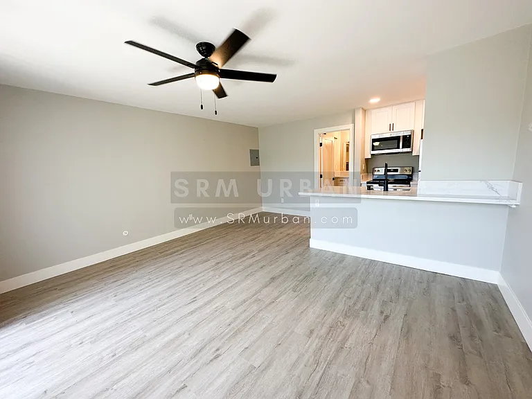 4767 Mansfield St #19 — Photo 2