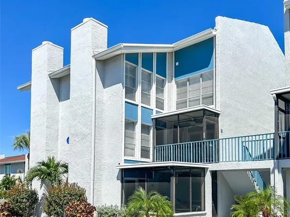 315 Medallion Blvd APT F, Madeira Beach, FL 33708