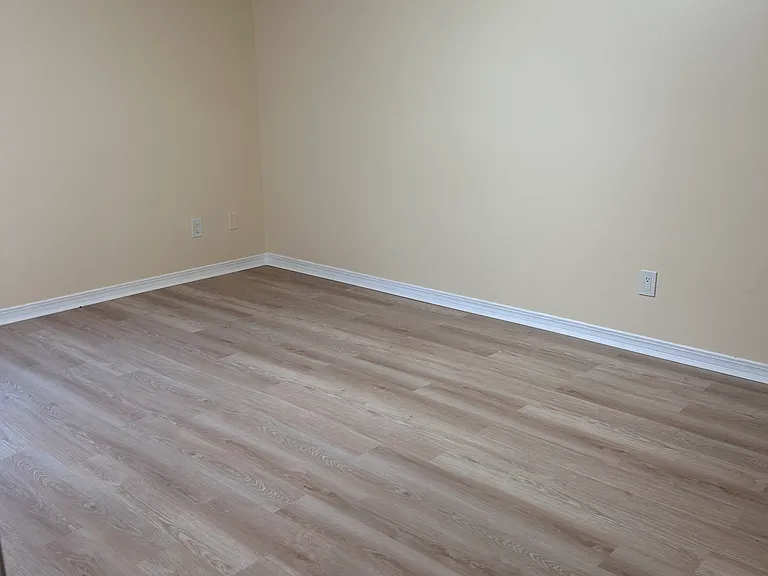 5805 Liska Dr — Photo 24