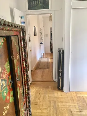 Rented by Bank Neary | media 77