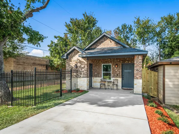 7405 Red Robin Ln #A, Houston, TX 77075