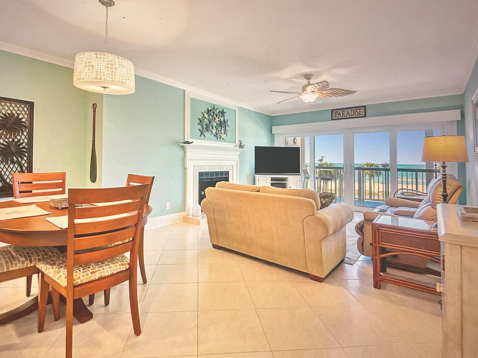 2 bed, 1390 sqft, $5,500 — Photo 3