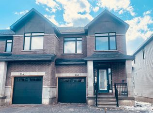 242 Finsbury Ave, Ottawa, ON K2S 2Y2