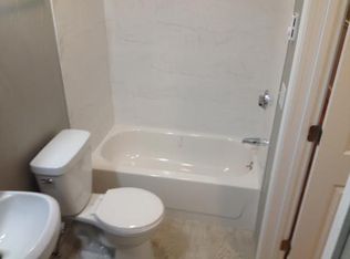143 Cottage St APT 3A, Boston, MA 02128