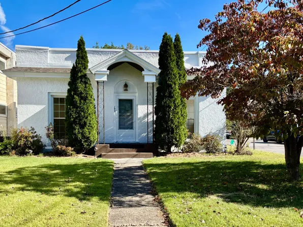 1471 Wyoming Ave, Forty Fort, PA 18704