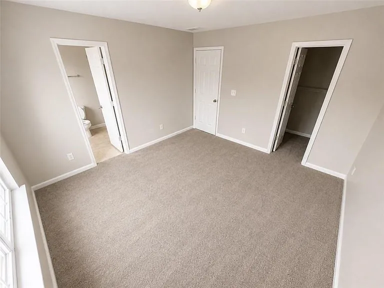 6764 Blackstone Pl SE — Photo 5