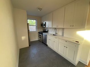 (Undisclosed Address), Oakland Gardens, NY 11364
