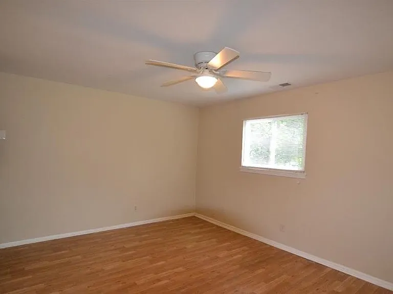 7200 Longstreet Dr — Photo 7
