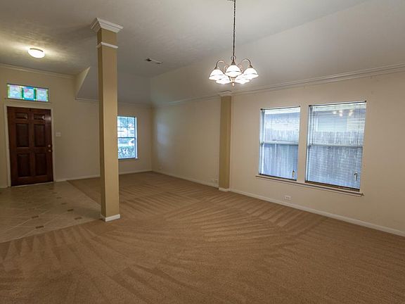 2nd image of 6930 Grants Hollow Ln