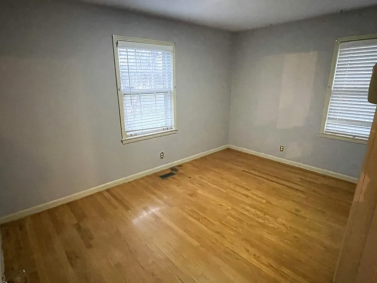 1814 Avon Rd — Photo 15