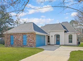 12501 Dutchtown Villa Dr, Geismar, LA 70734