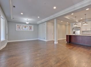 1133 W Columbia Ave #2N, Chicago, IL 60626