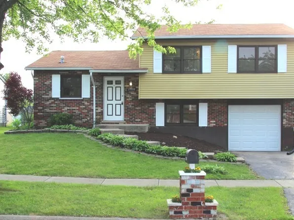 17710 Devon Dr, Country Club Hills, IL 60478