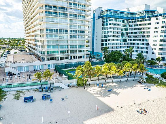 2nd image of 4020 Galt Ocean Dr APT 107