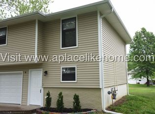 707 SW Ward Rd APT B, Lees Summit, MO 64081