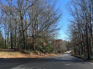 201 Rosebay Dr, Greenville, SC 29615