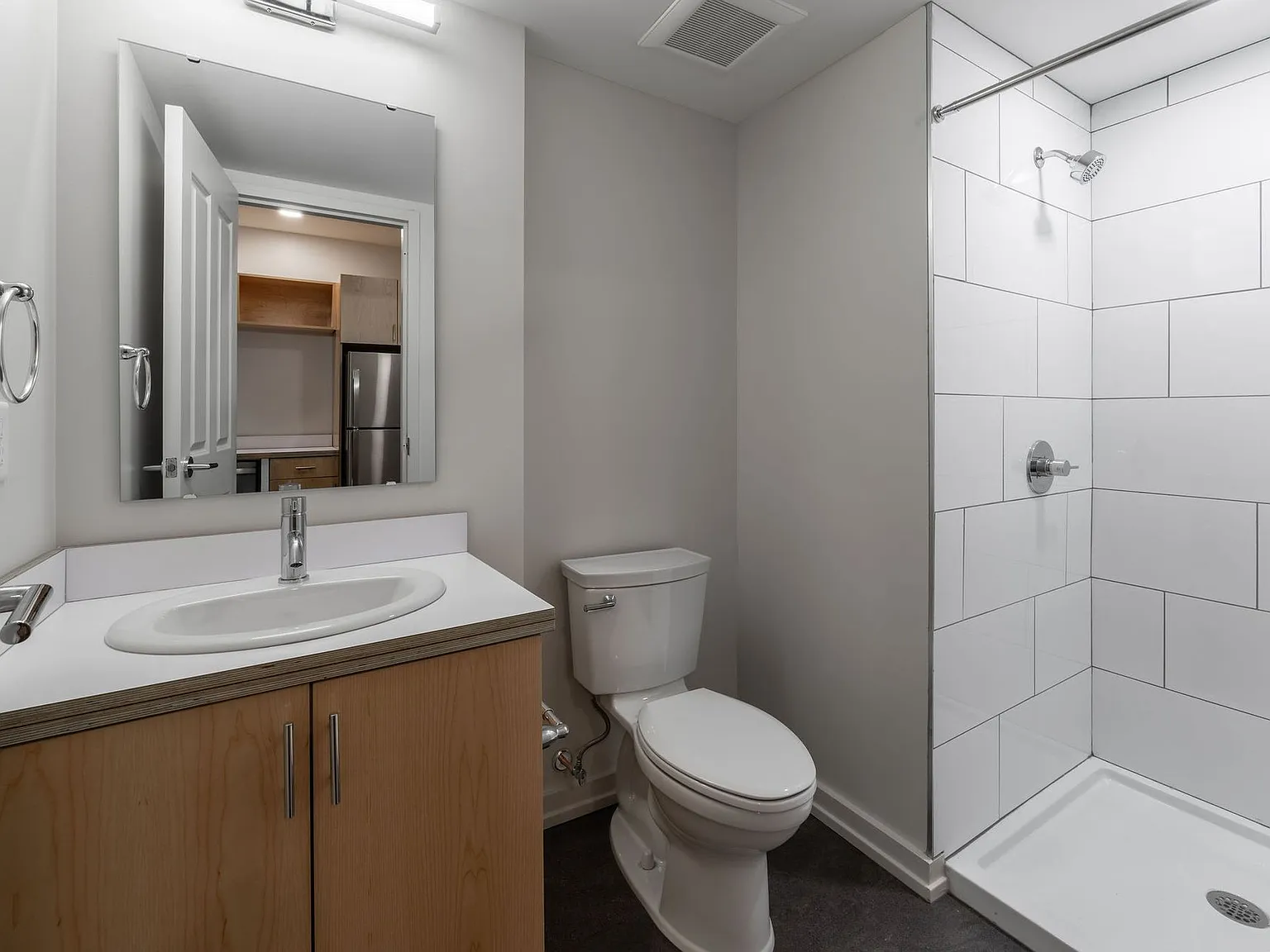 56 East McMicken Avenue — Photo 3