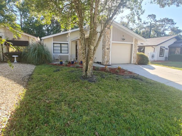 25 Dogwood Dr