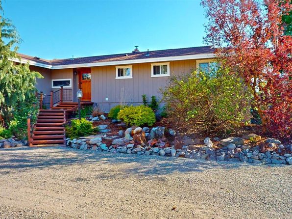 725 Okoma Drive, Omak, WA 98841