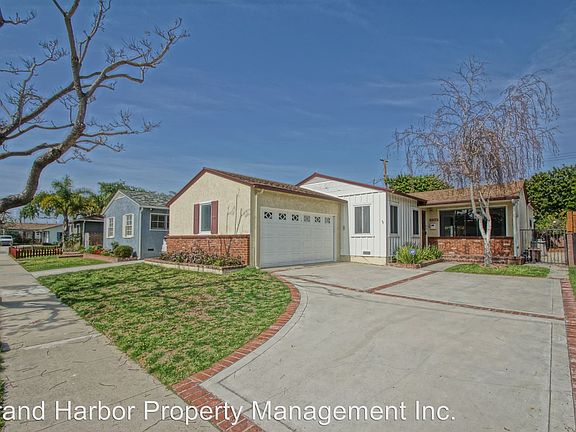 3rd image of 5531 W 141st St