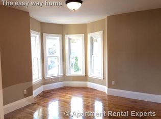 14 Moreland St #2S, Somerville, MA 02145