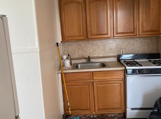 25 Clarendon Ave APT 1, Yonkers, NY 10701