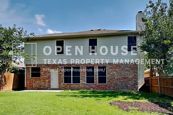 1031 Port Boliver Dr — Photo 18