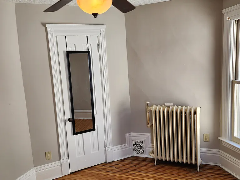 2644 Emerson Ave S #2 — Photo 9