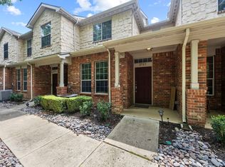 2741 Olympic Park Dr, Grand Prairie, TX 75050