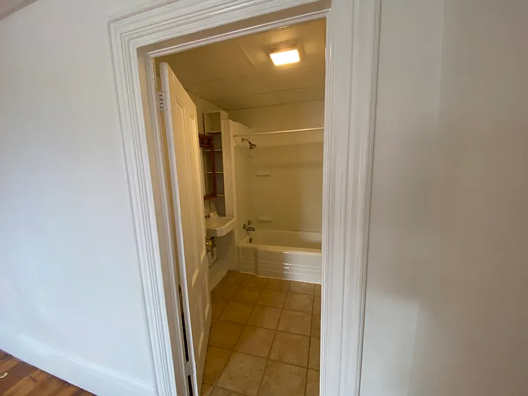 80 Masonic St #2 — Photo 6