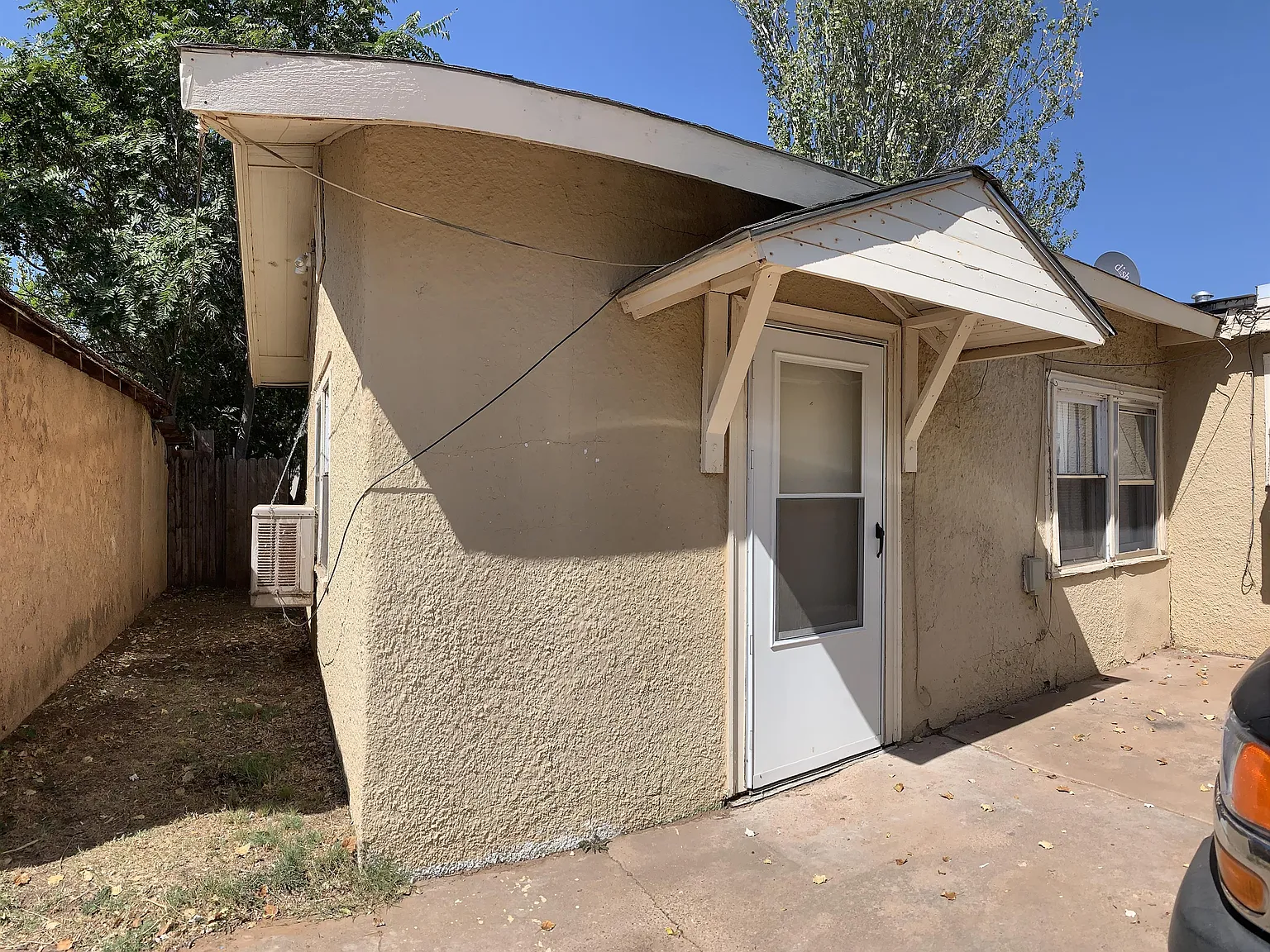 916 Axtell Apt C - Apt C — Photo 1