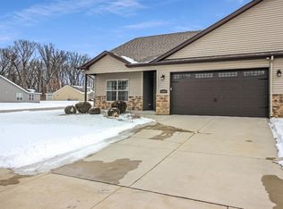 14233 Rocklin St, Cedar Lake, IN 46303