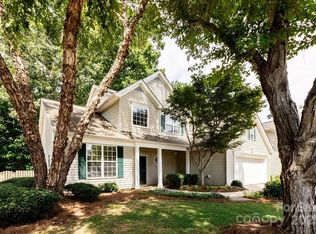 221 Glenmoor Ct, Concord, NC 28027