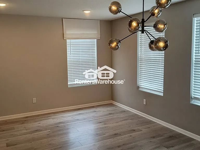 1105 Farrier Rd — Photo 15