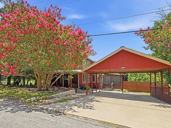 4th image of 2706 Palomino Dr