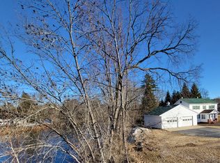 8 Main St, Hiram, ME 04041
