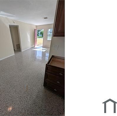 1st image of 219 Dolphin Ave SE