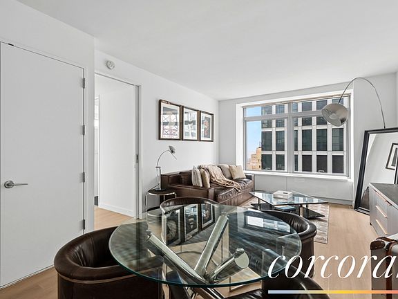 4th image of 123 Washington St APT 43G