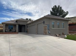 247 S Valley View Dr, Hurricane, UT 84737
