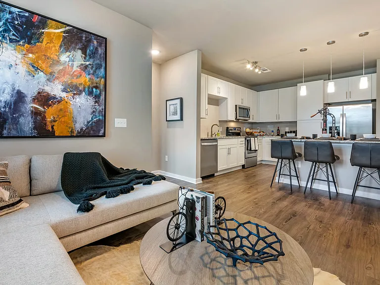 JTB Apartments — Photo 6