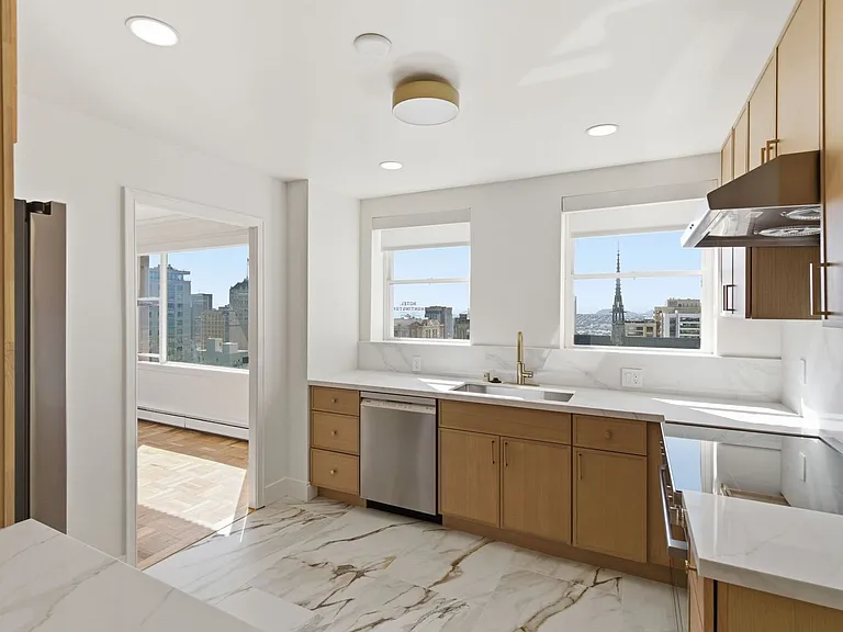 1310 Jones Street — Photo 40