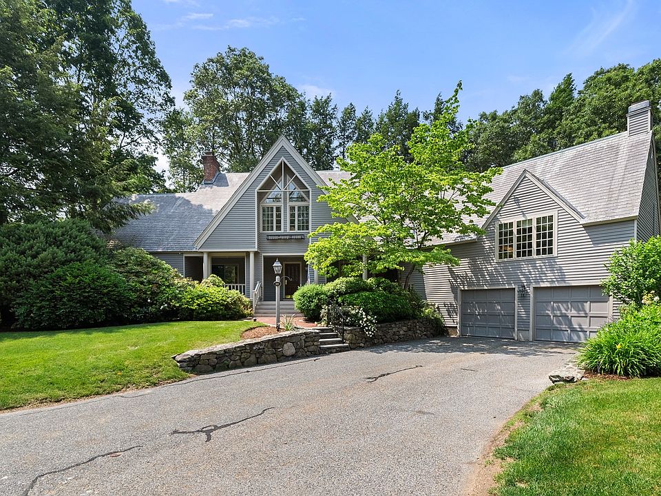1st image of 18 Phillips Pond Rd #18