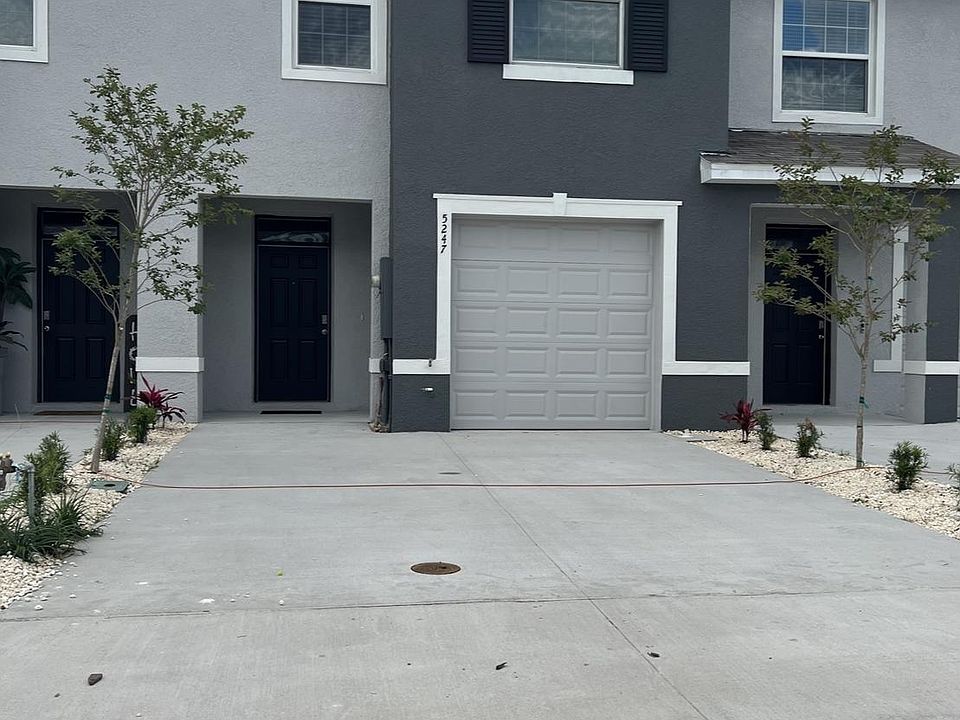 1st image of 9247 Dragonfly Dr
