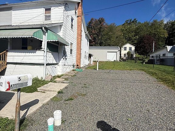 2nd image of 582 Highland St