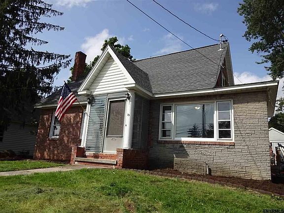 2nd image of 59 Van Buren Ave