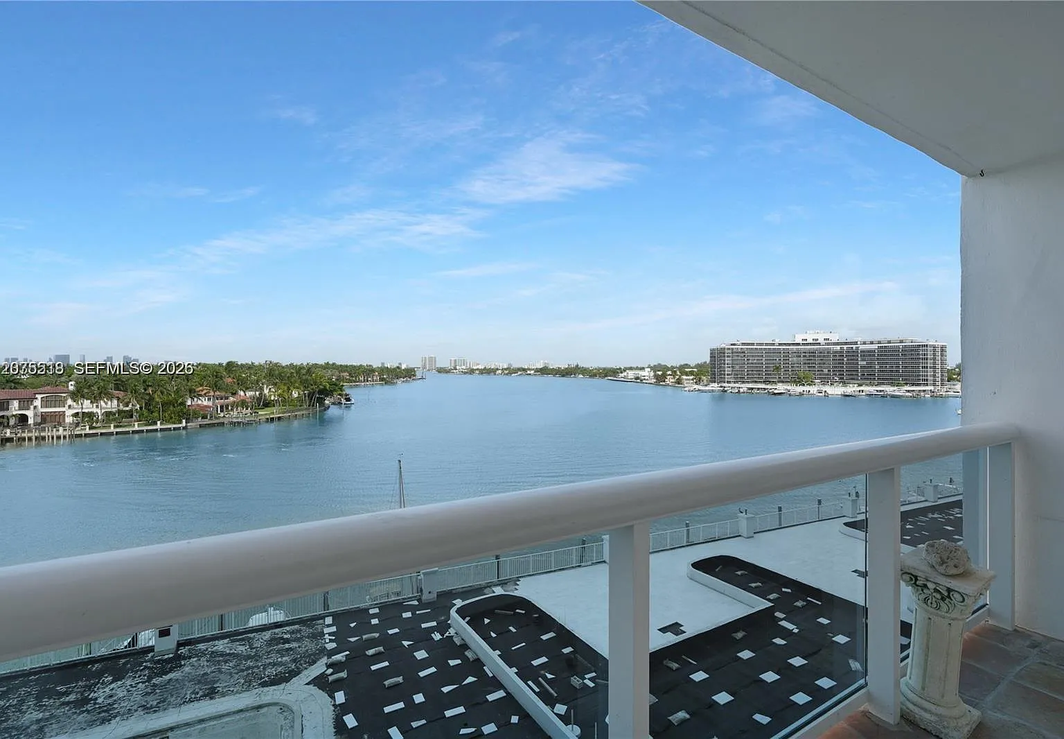Aquasol Condo — Photo 2