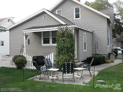 Patio with Attached Grill