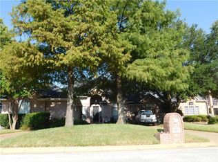5403 Hunter Park Ct, Arlington, TX 76017