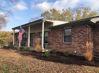 680 N West Park Ln, Columbia, MO 65201