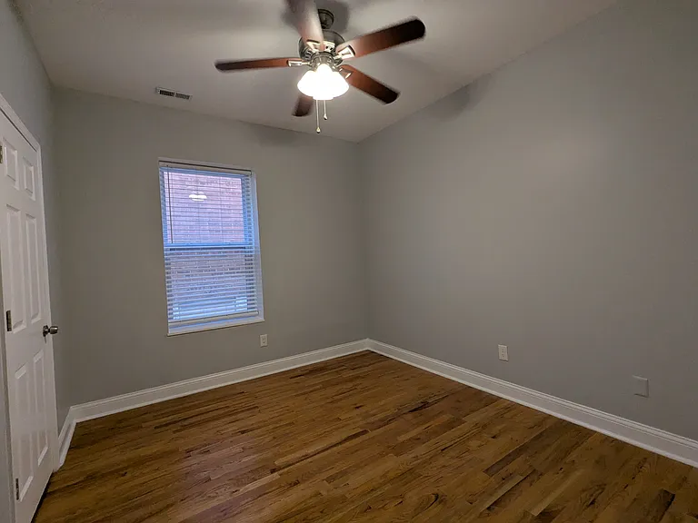 3911 Castleman Ave #2 — Photo 12